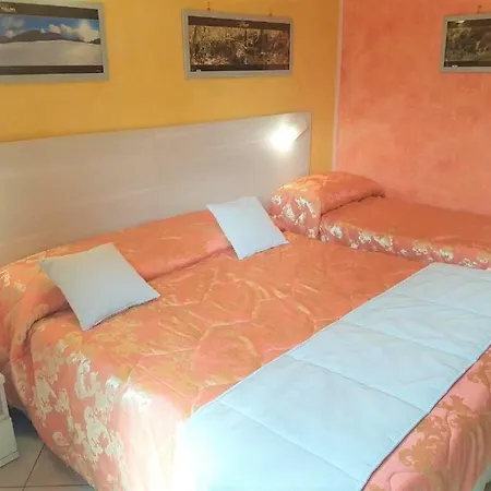 Couette-café Il Laghetto 4*