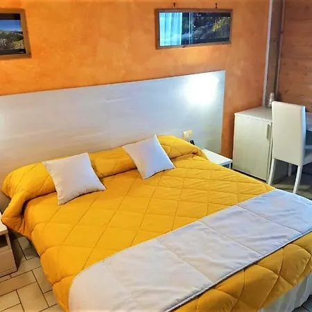 Il Laghetto 4*