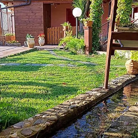 Il Laghetto Bed & Breakfast 4*