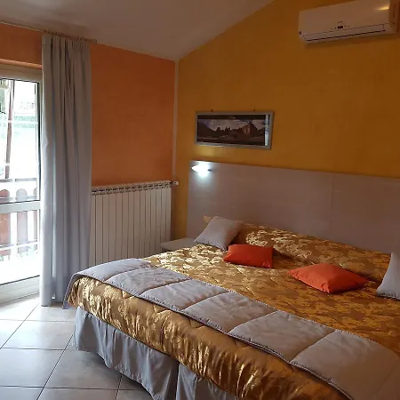 Il Laghetto 4*