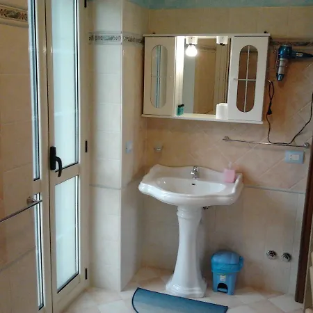 Il Laghetto Bed and Breakfast Καστροβιλάρι