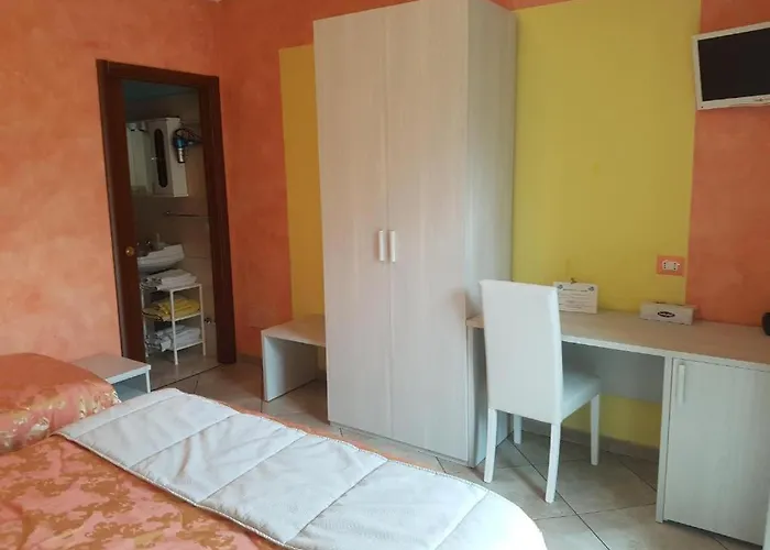 Il Laghetto Alojamento de Acomodação e Pequeno-almoço Castrovillari